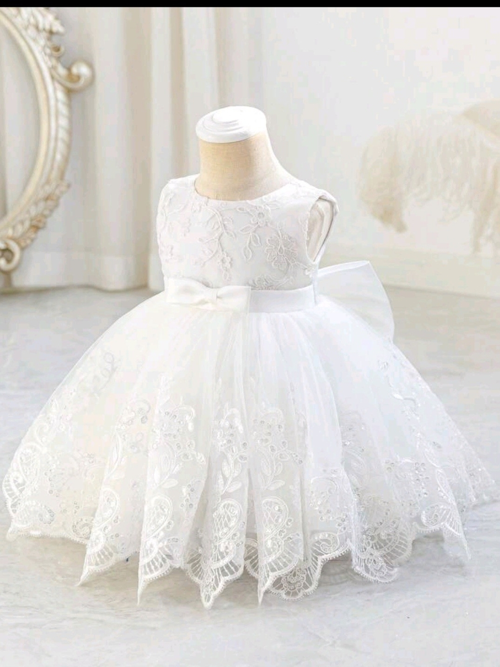 SHEIN White Embroidered Lace Tulle Bow Party Dress